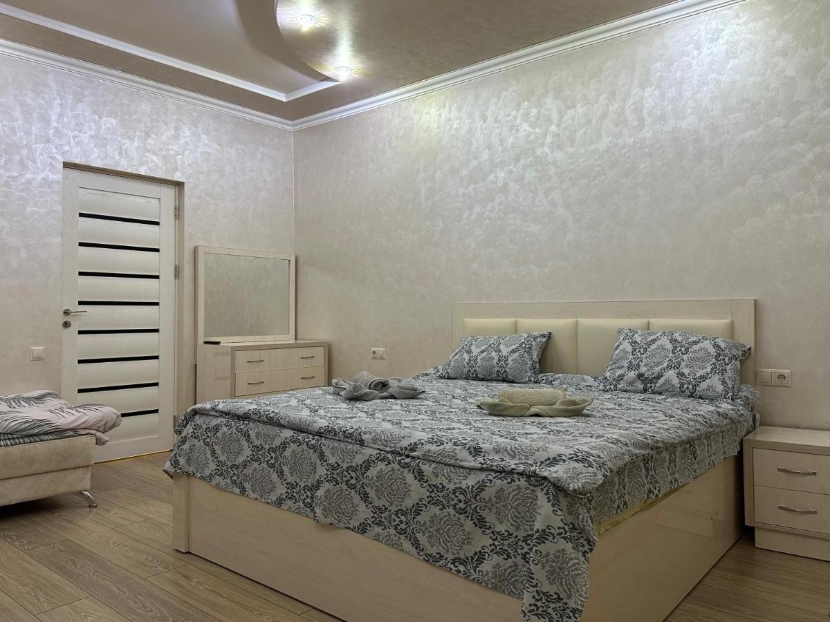 Bed and Breakfast Our House Vagharshapat Exterior foto